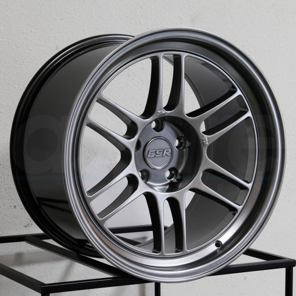 ESR SR11 HYPER BLACK 18 X 8.5 +30 5X114.3